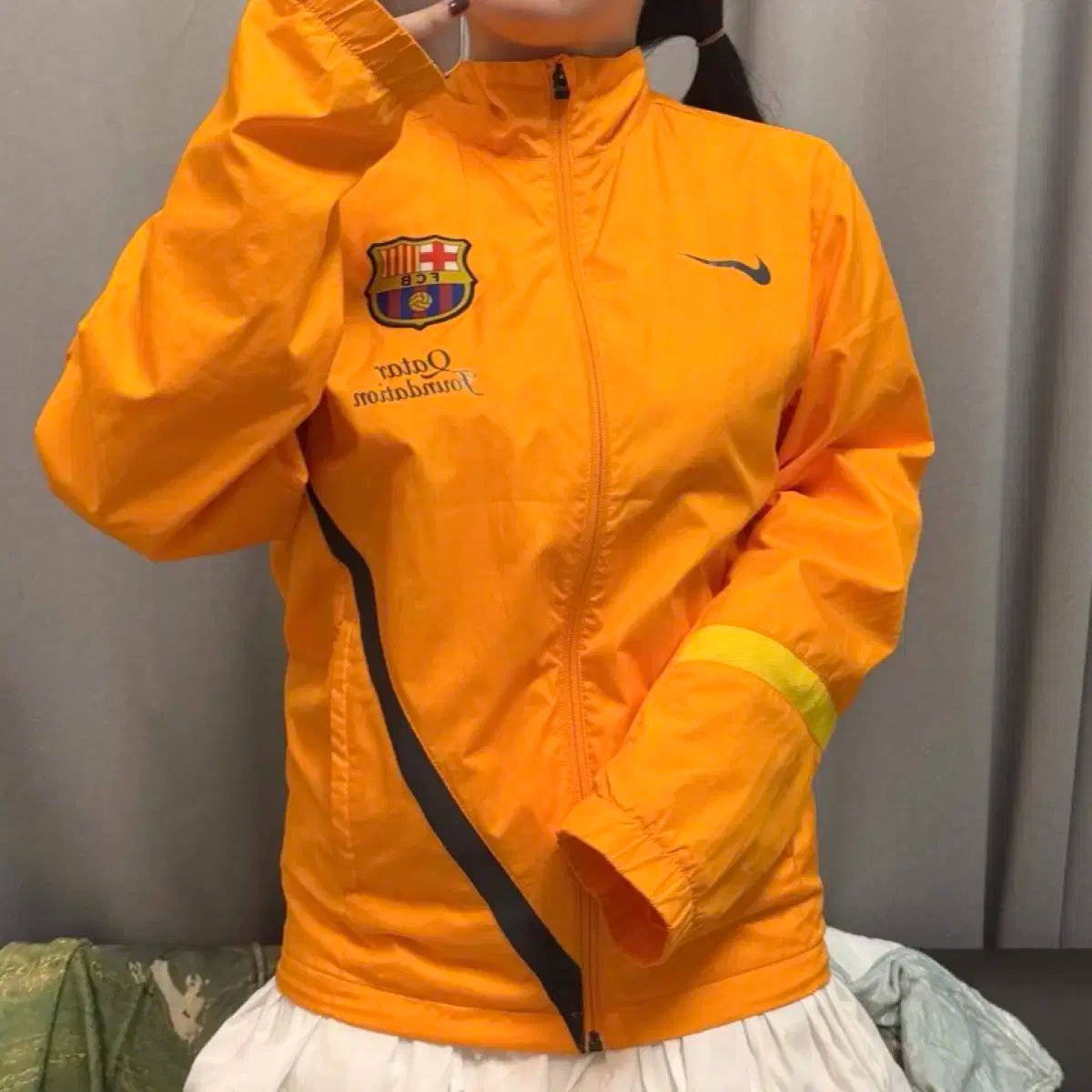 ナイキ バルセロナ ウィンドブレーカー オレンジ S NIKE FCバルセロナ