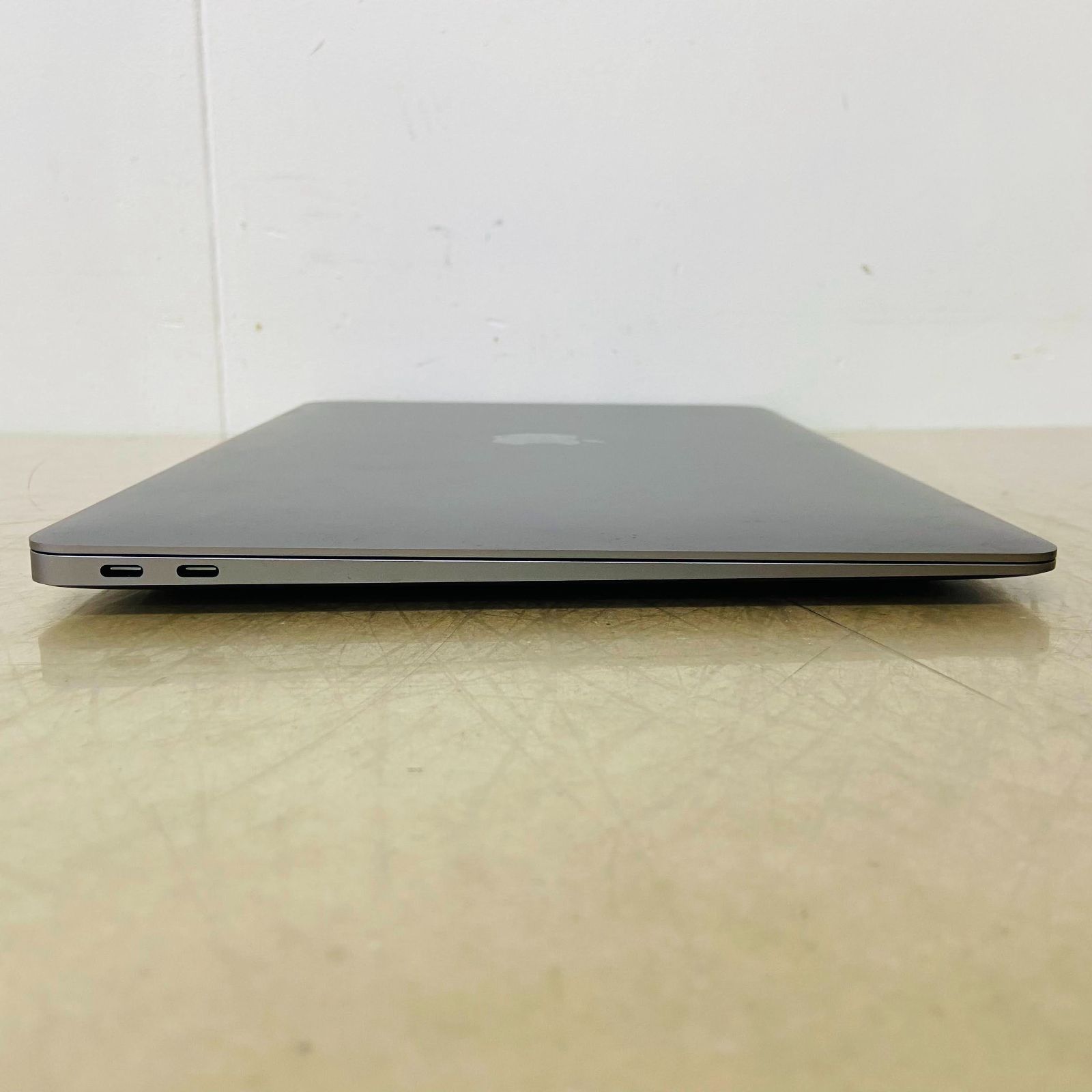 美品 MacBook Air M1 8GB/256GB バッテリー100% - メルカリ