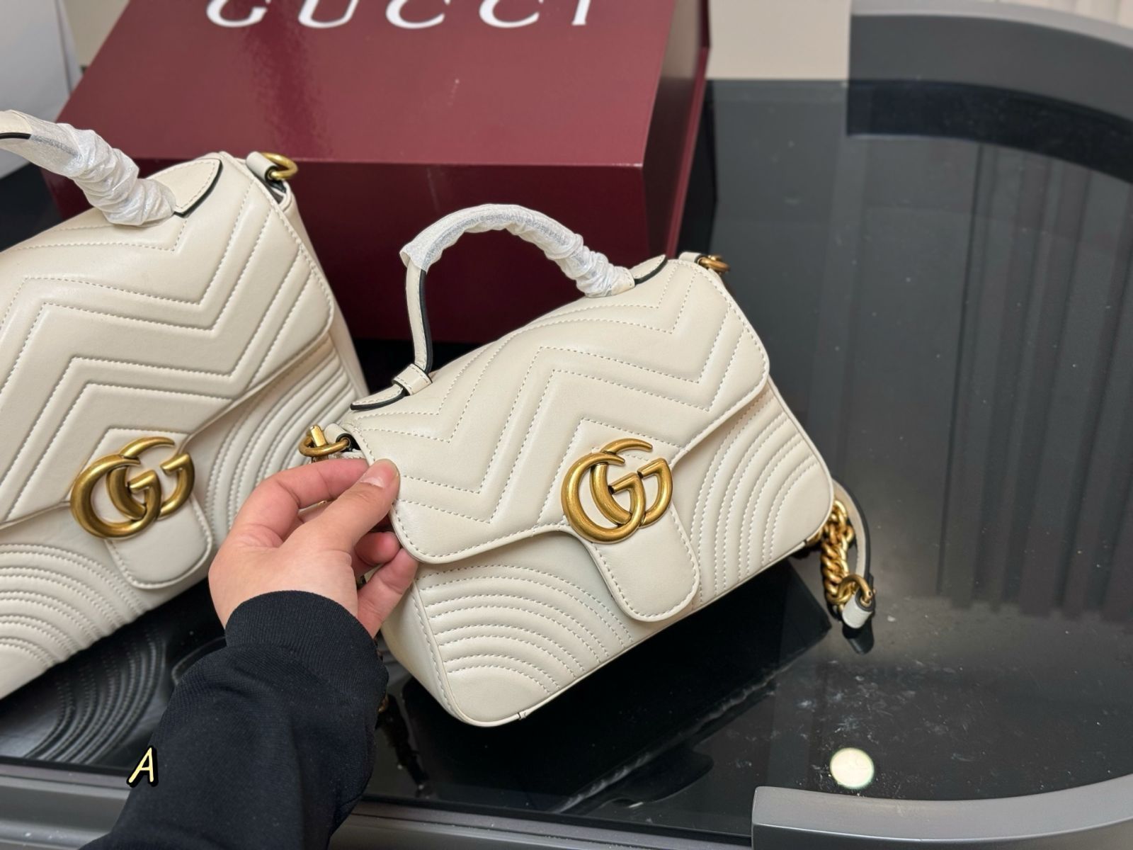 正規保証❗️返品可能❗️古物有　即日発送 専用GUCCI ネイビー GGパターン 正規保証❗️返品可能❗️古物有 即日発送 専用GUCCI ネイビー