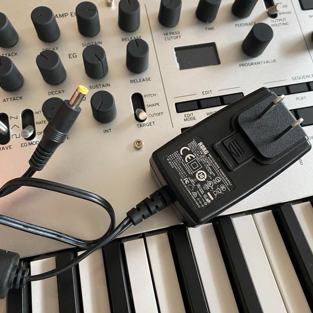 KORG minilogue ポリフォニックアナログシンセサイザー/ケース付き Amazon | KORG ポリフォニック・アナログ・シンセサイザー