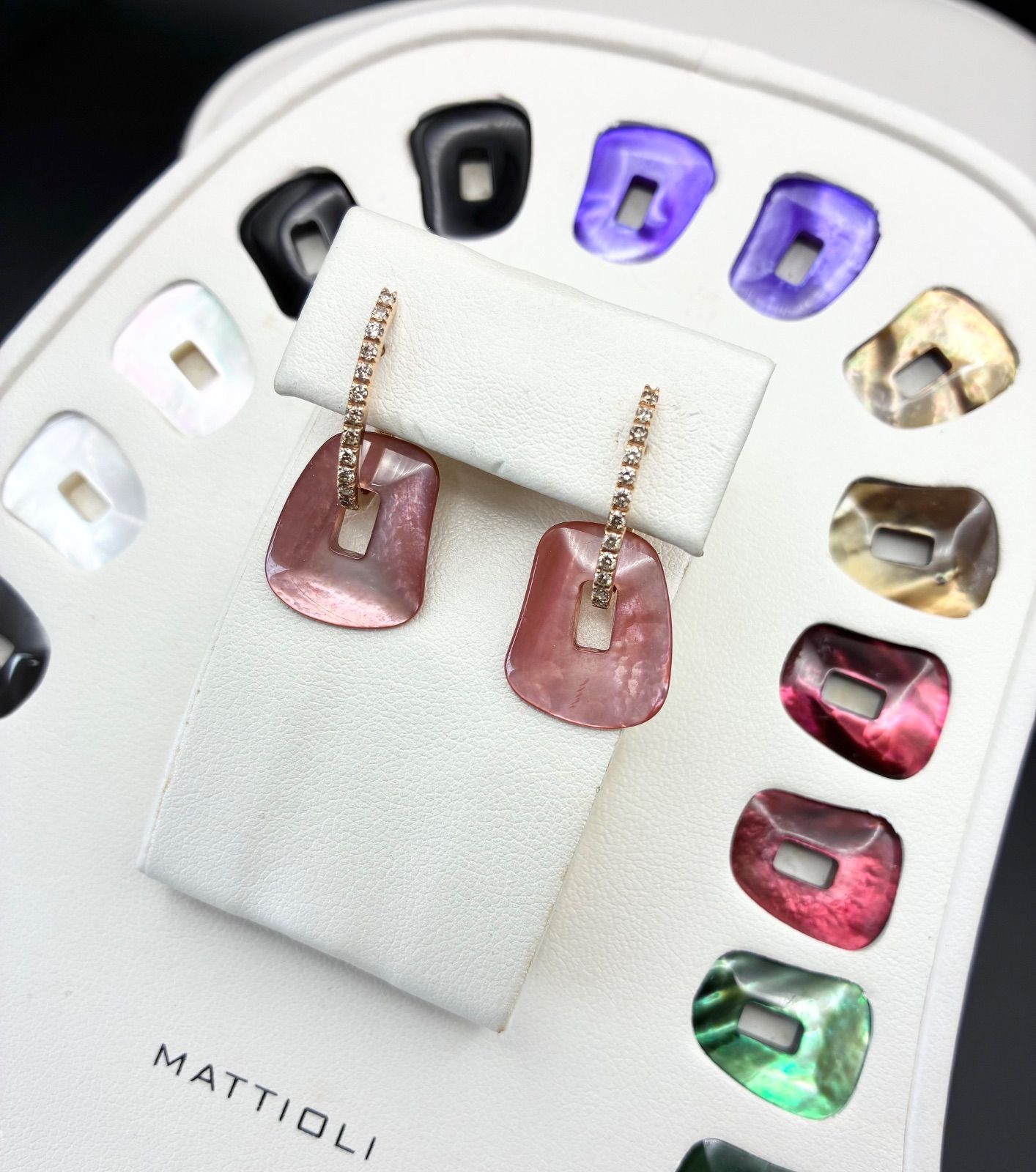 マッティオリ MATTIOLI パズル ピアス　ミディアム Puzzle medium earrings 11 colours – Mattioli