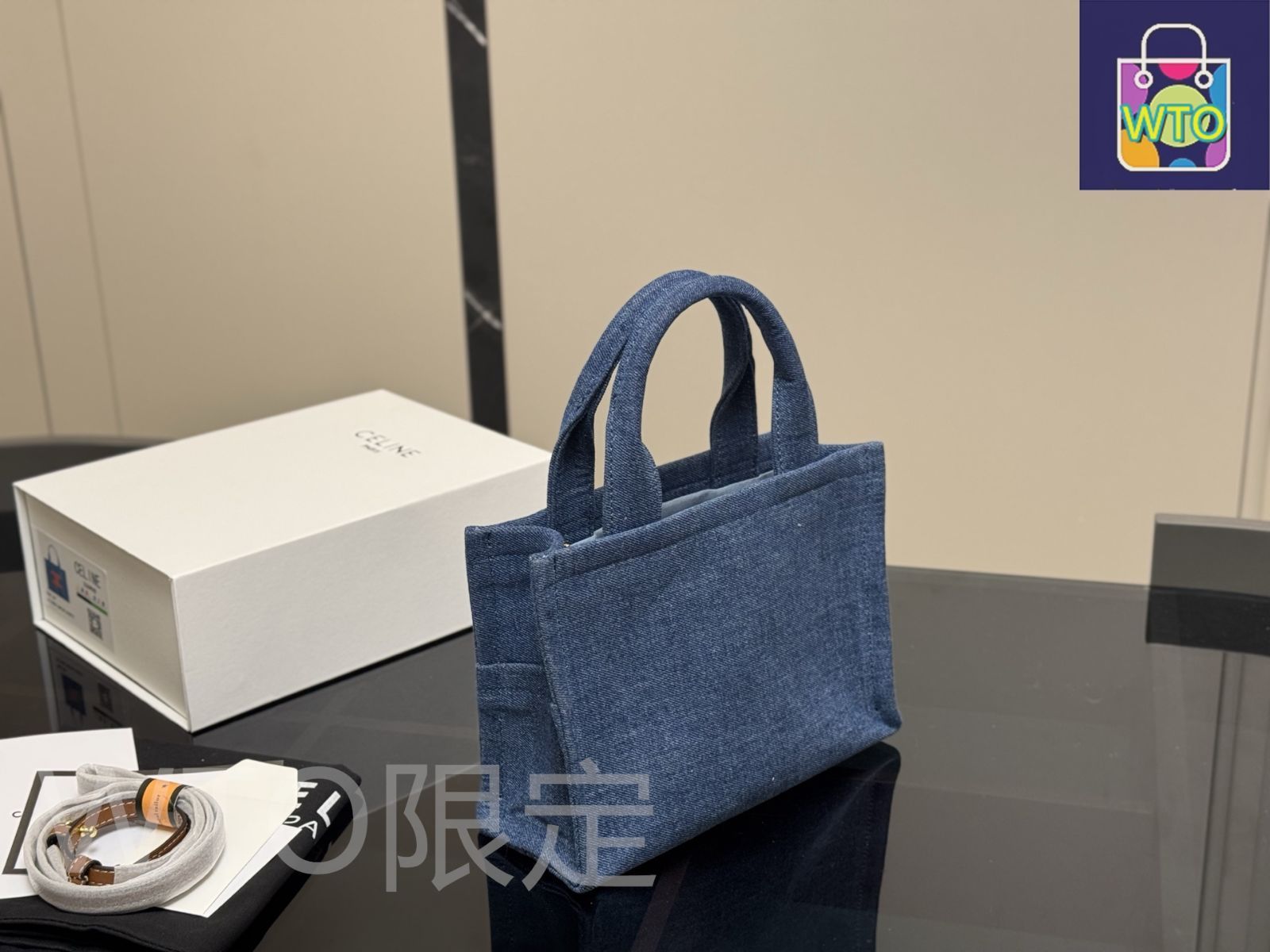 トートバッグ Celine Triomphe Tote Bag Celine Triomphe Tote Bag | Rent Celine Handbags for $195/month