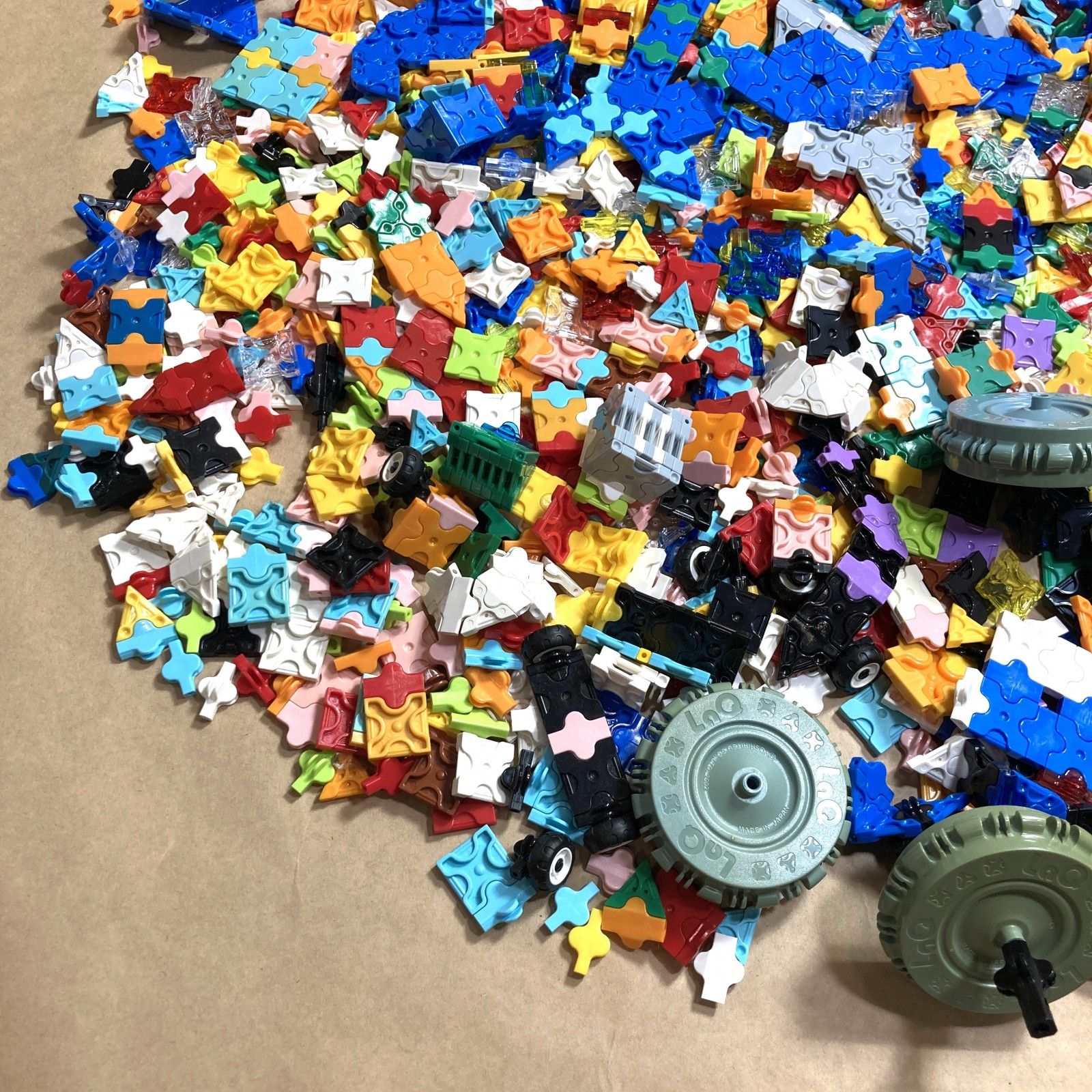 バラ売り可 1/24 クリアパーツ 各種 まとめ売り 正規品，安い LaQ ラキュー バラパーツ 大量 約1，300g まとめ商品