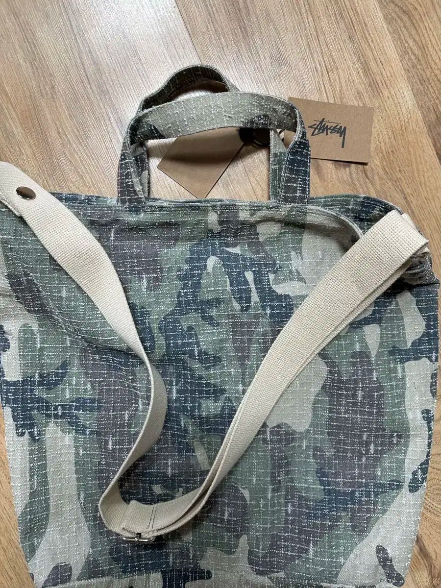 STUSSY ニードル PUNCH クロスバッグ カモフラ