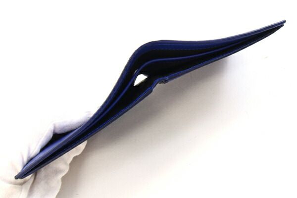 バーバリー 二つ折り札入れ 8078347 ブルー 新品 - メルカリ 