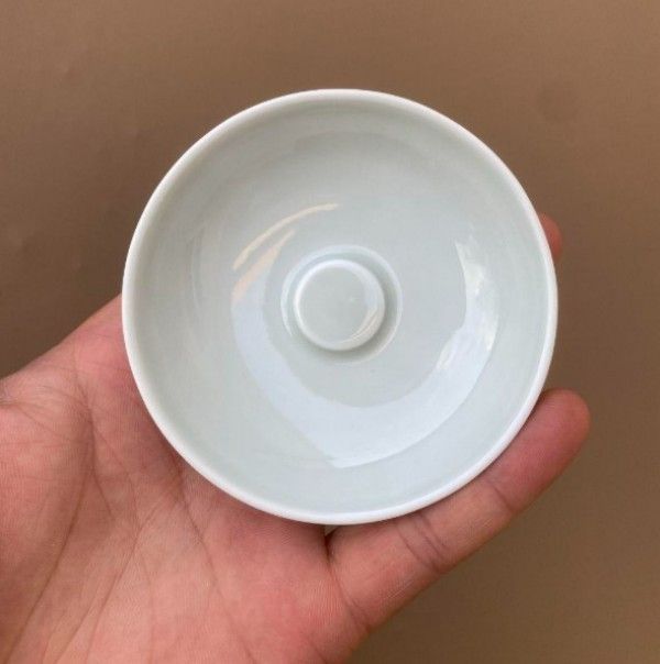 景徳鎮 元青花磁器魚藻紋懸停二才蓋碗 茶碗 煎茶器 新品】景徳鎮 元青花磁器魚藻紋懸停二才蓋碗 茶碗 煎茶器 - メルカリ