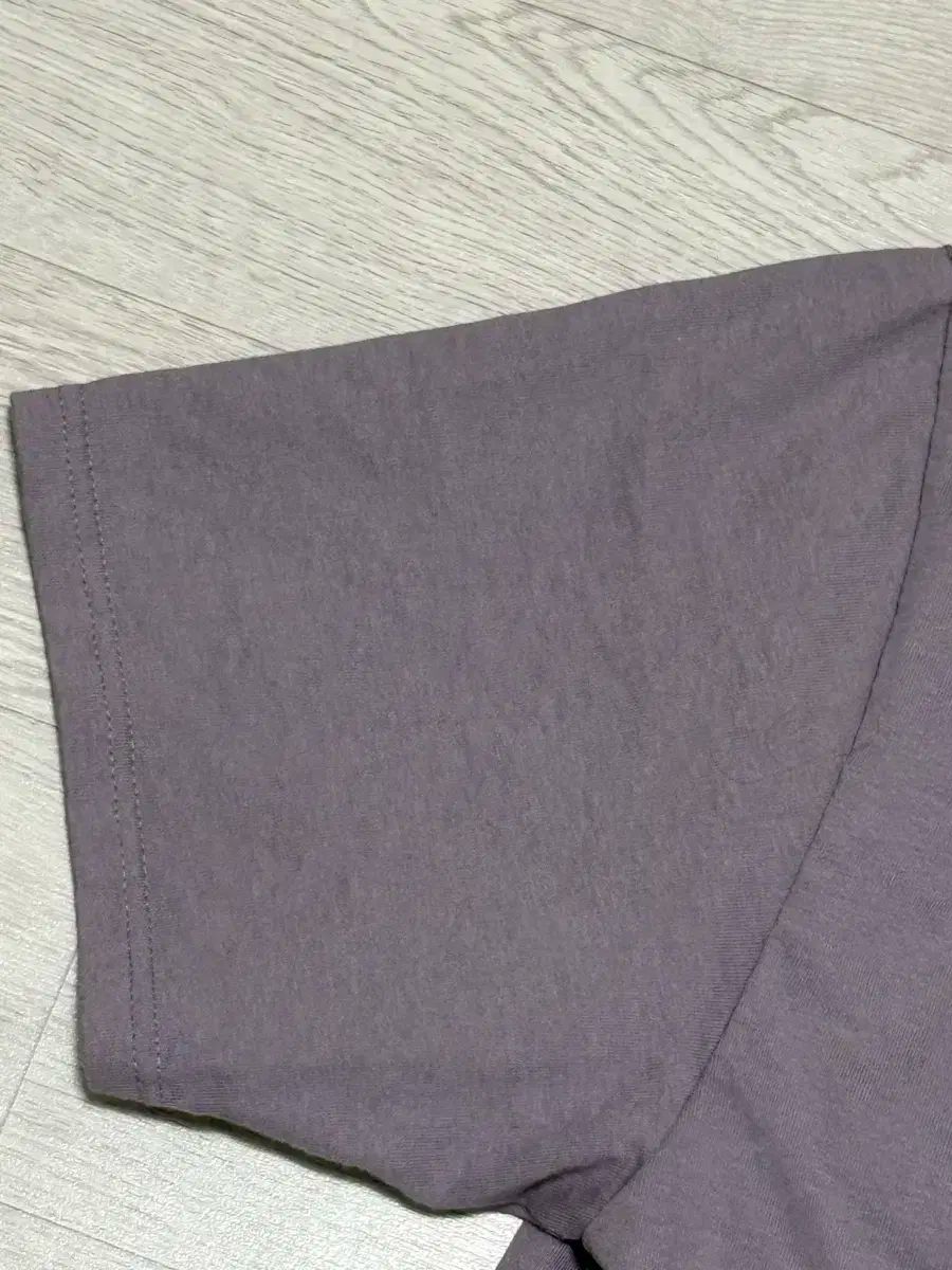 藤色の
