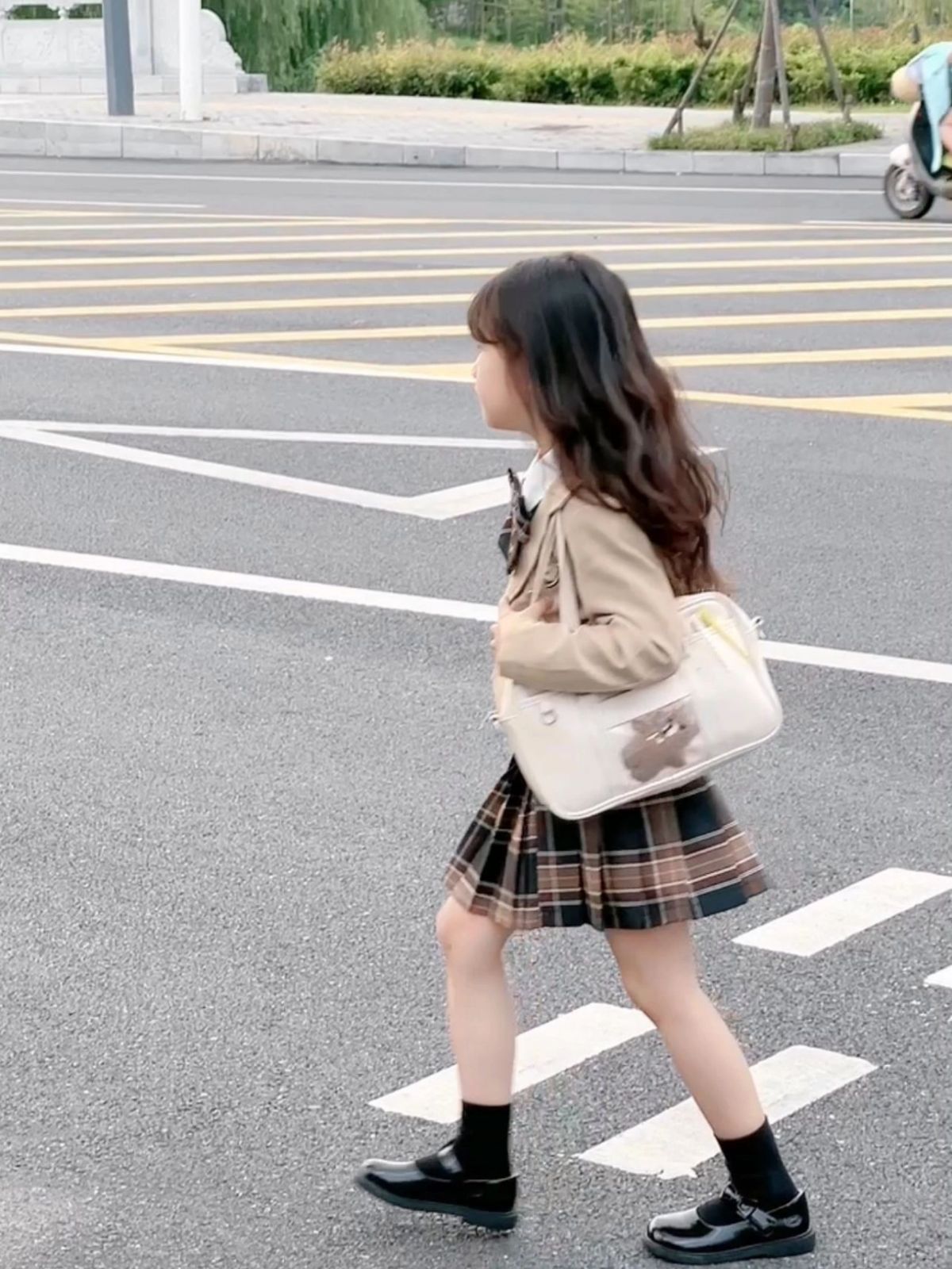 小学校お受験用アンサンブルスーツ二点セット女の子 ファミリア 小学校