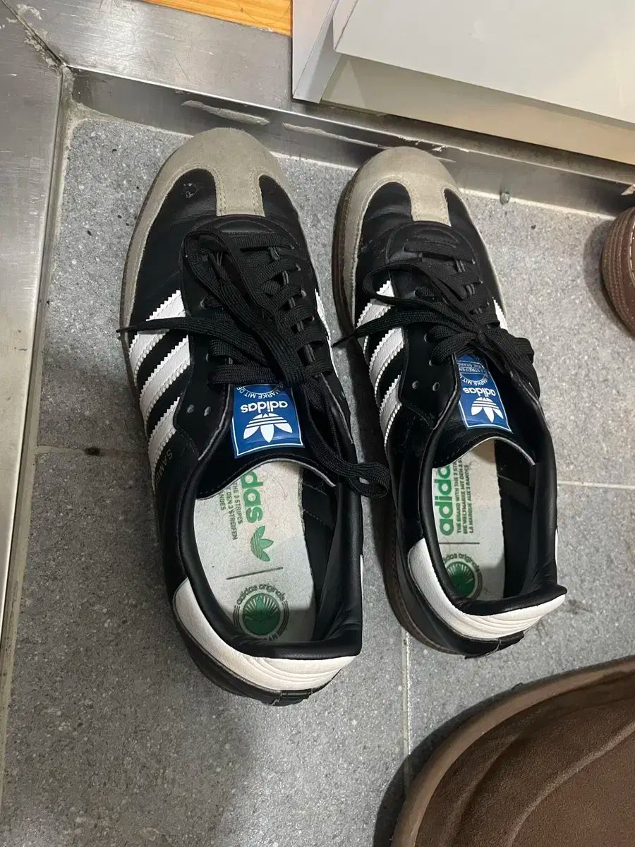 adidas(アディダス) サンバ ヴィーガン 275