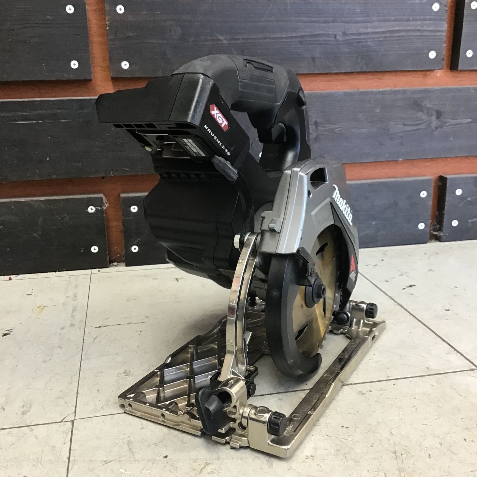 中古品】 マキタ/makita コードレスマルノコ HS005GRDXB 【鴻巣店】
