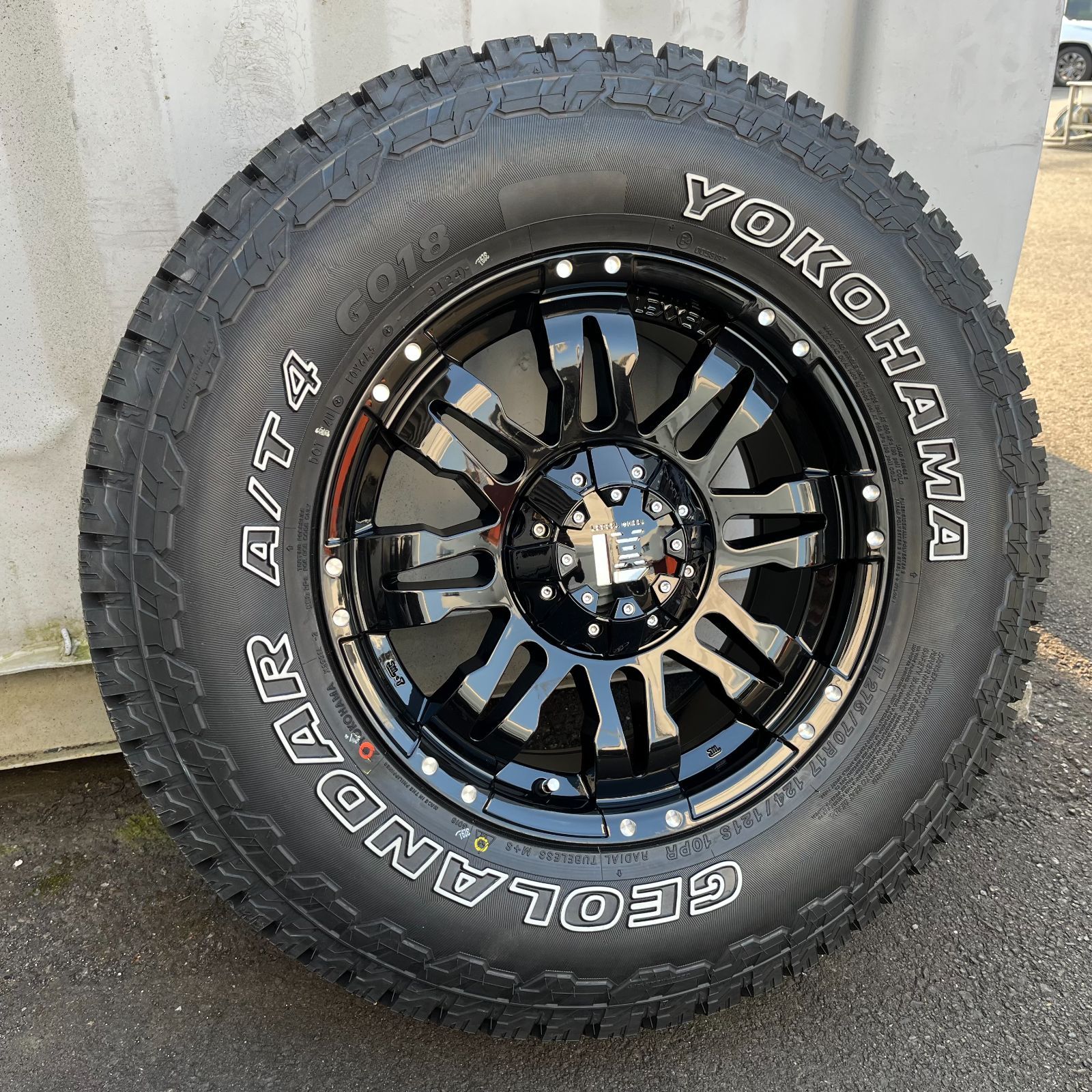 新品4本セット】 150 プラド FJ ハイラックス タイヤホイールセット