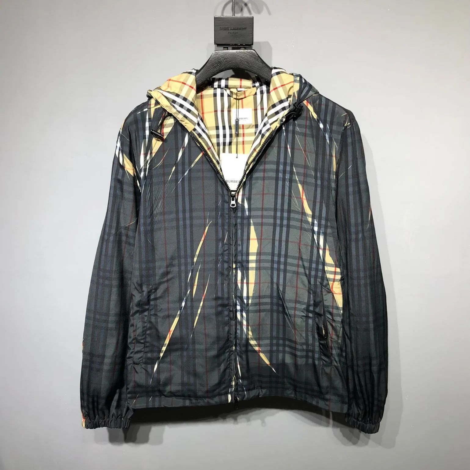 OK(箱に商品IDを記載)】バーバリー ジャケット ブルゾン OK(箱に商品IDを