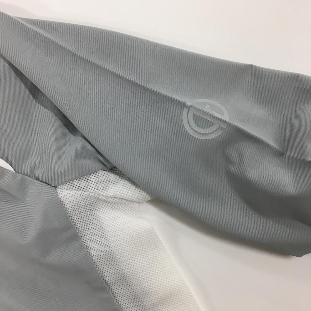 グレー×白 ロゴプリント