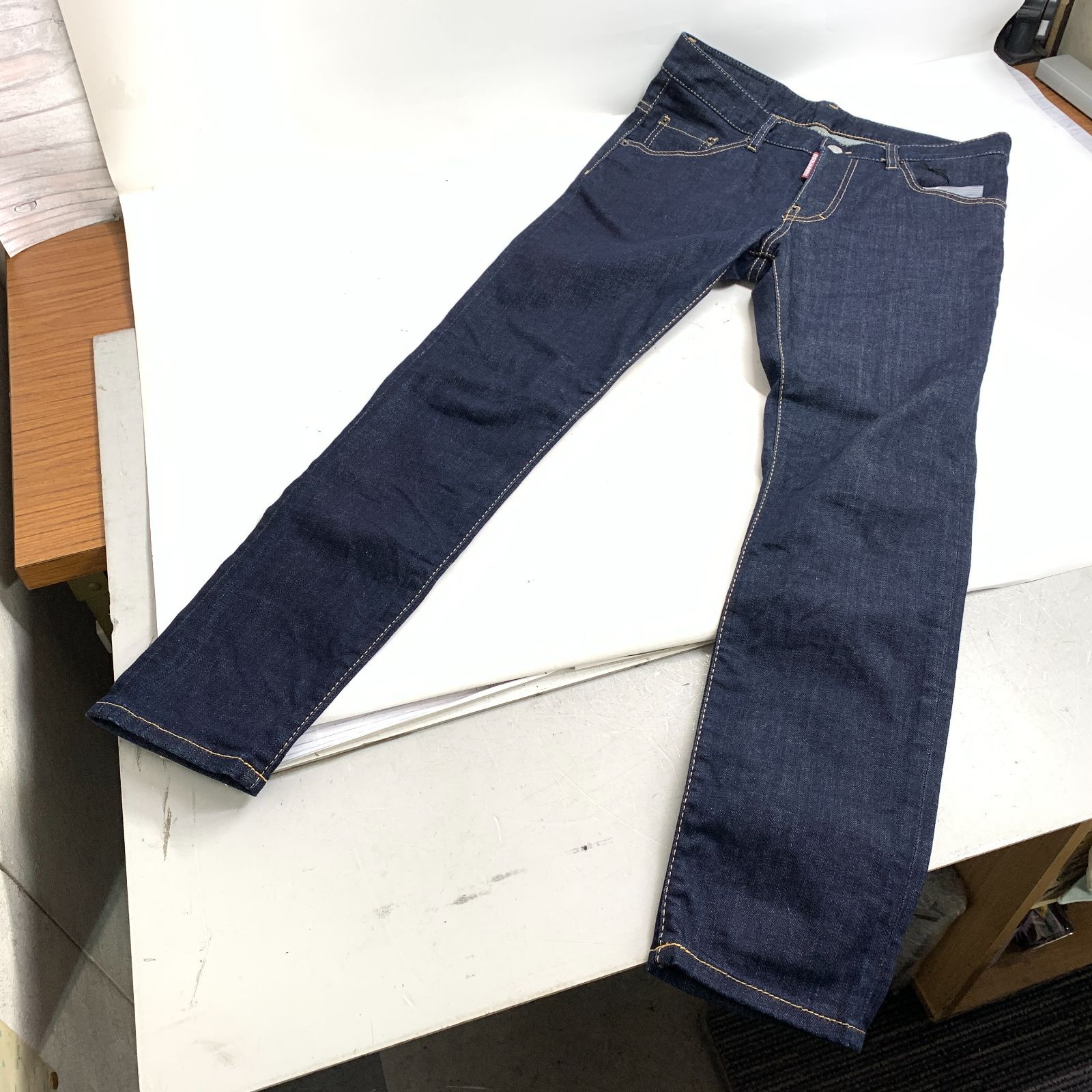 f H 未使用 DSQUARED2 ディースクエアード サイズ Skater Jean