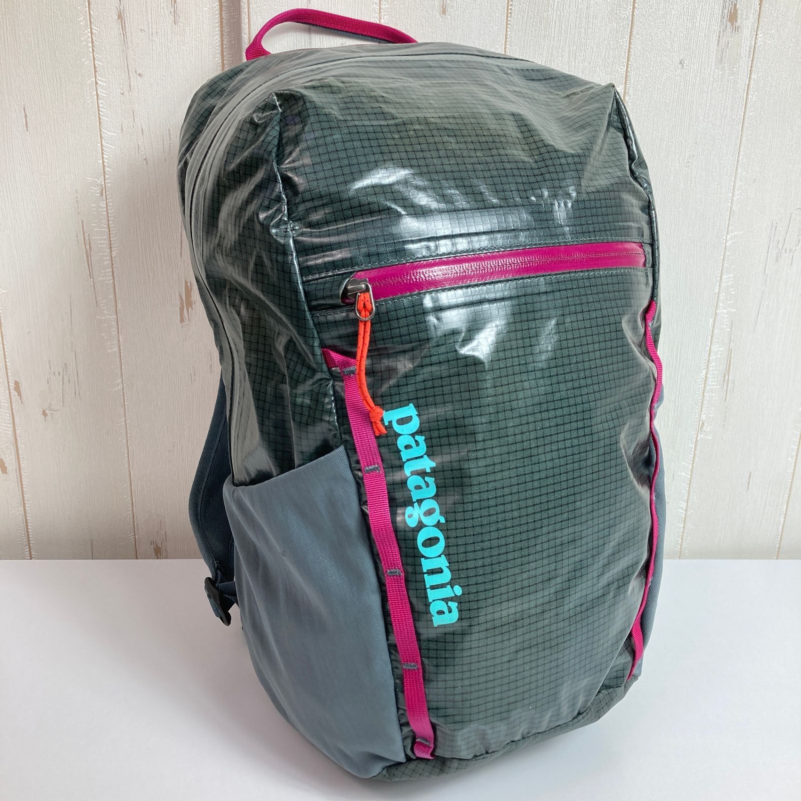 美品♥Patagonia バックパック pata-48490-a.jpg