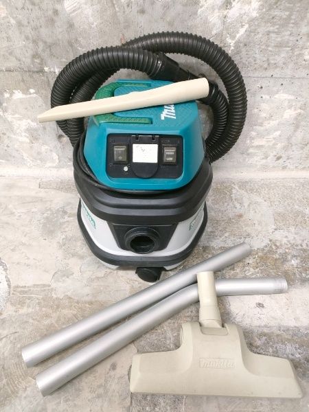 ◎マキタ 集じん機 乾湿両用 8L 483 P 内部オーバーホール済み 動作 済み