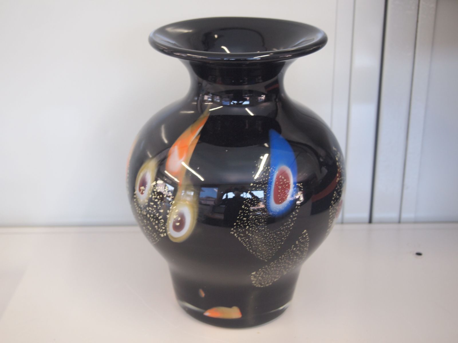 カメイガラス 花瓶 黒 24.5cm×18.5cm - メルカリ カメイガラス 花瓶 黒 24.5cm×18.5cm - メルカリ
