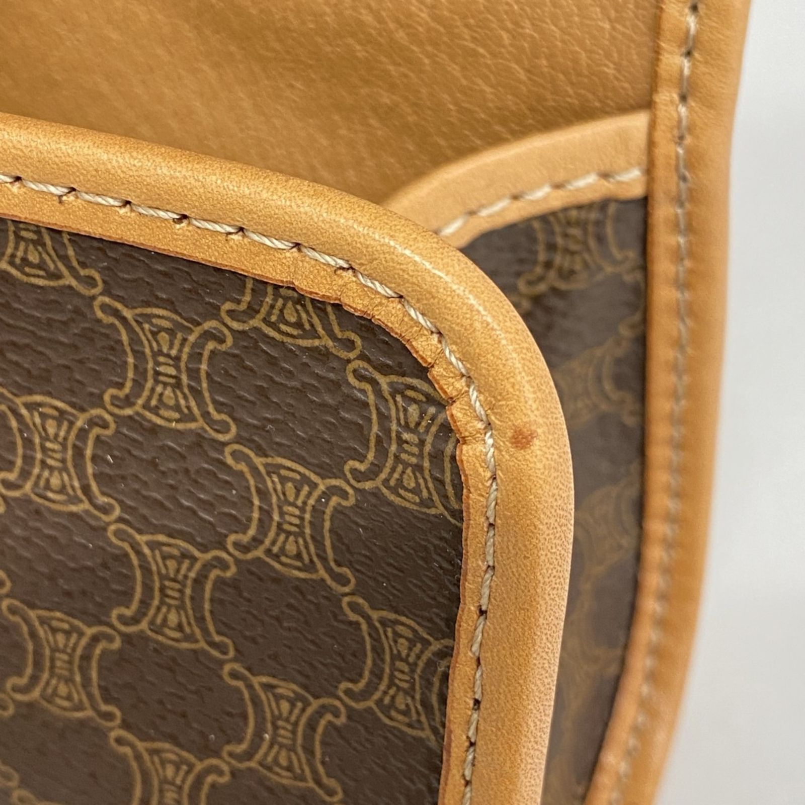 miumiu ダッチェスポーチ Miu Miu ポーチ レディース 【古着】【中古