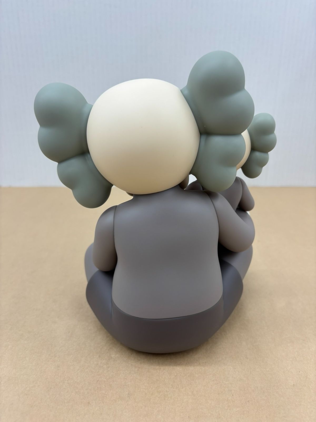 KAWS Holiday Changbai Mountain Figure Brown 【M3308-003