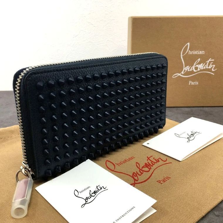 Christian Louboutin 長財布 ネイビー 送料込み！ 未使用品 Christian Louboutin ジップウォレット