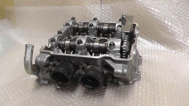 CB400X NC47-1201xxx の シリンダーヘッド 1750129049