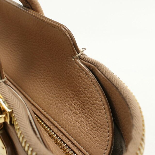 フェラガモ FERRAGAMO