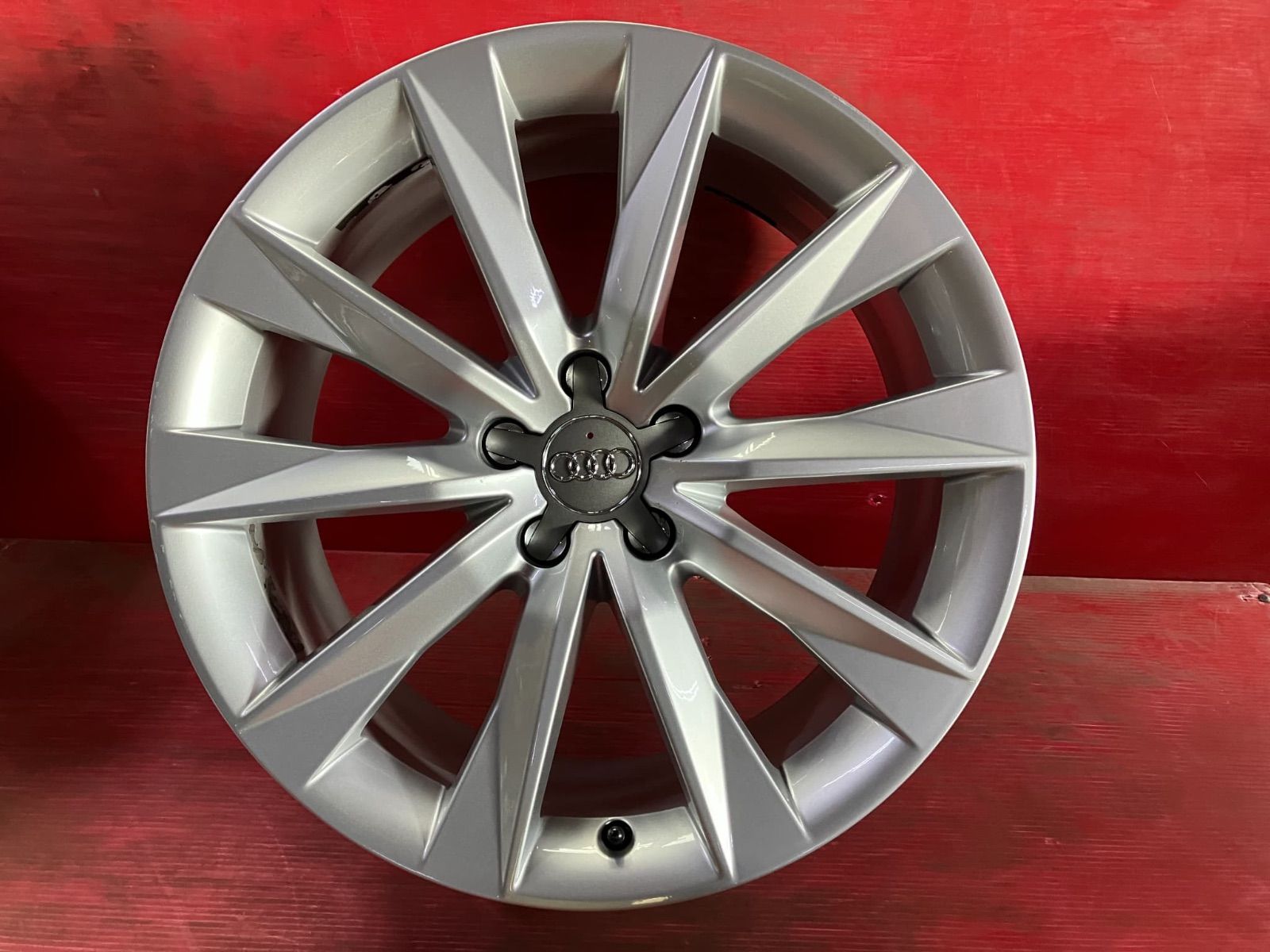 WSP ITALY 19インチ 4本 アウディ ワーゲン 中古ホイール[19x8.5+32 112/5H