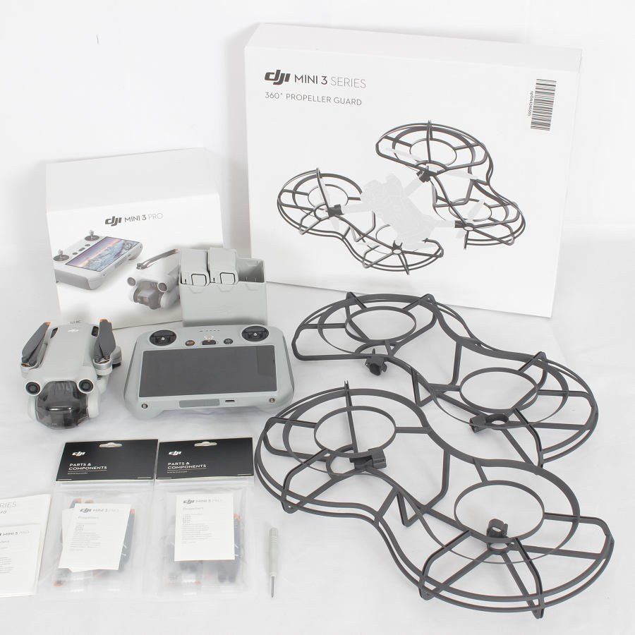 DJI Mini 3 Pro RC ディスプレイコントローラー付き M16208 新品 DJI Mini 3 Pro RC ディスプレイコントローラー付き