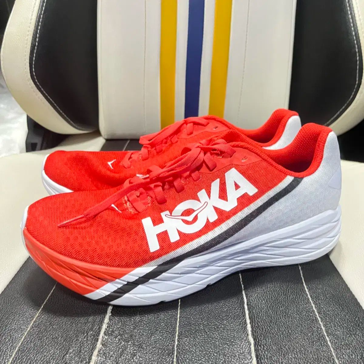 HOKA