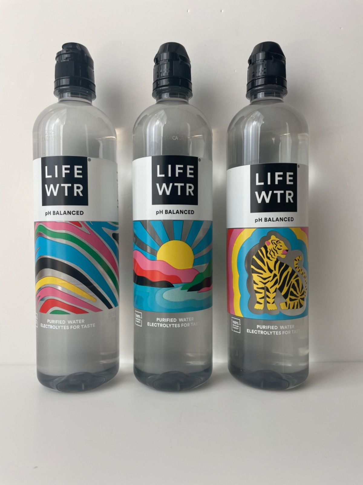 ライフウォーター  LIFE WTR 700ボトルセット smart water