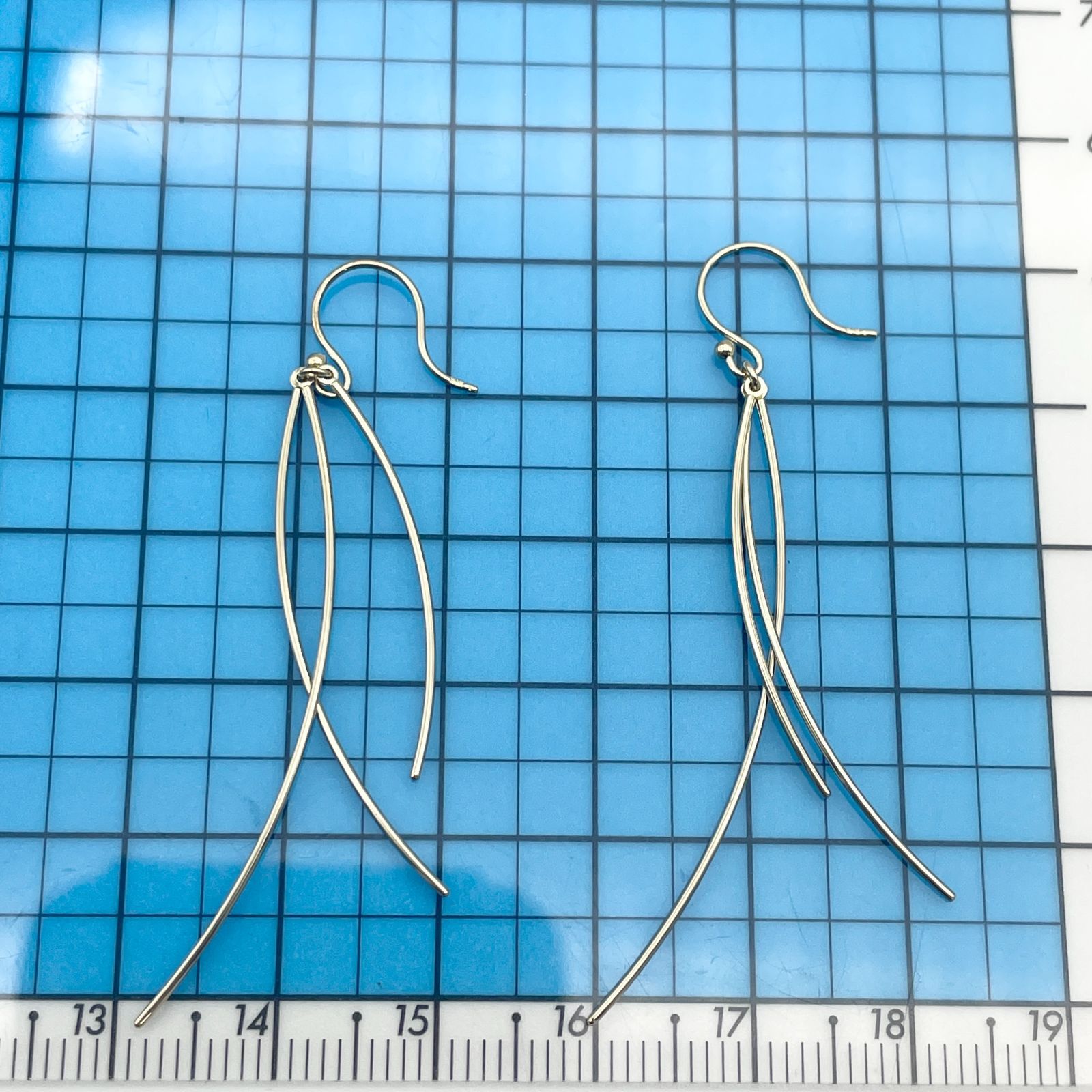 ヴァンドーム青山　ピアス　k18 K18ホワイトゴールド ダイヤモンド フープピアス（ピアス（両耳用