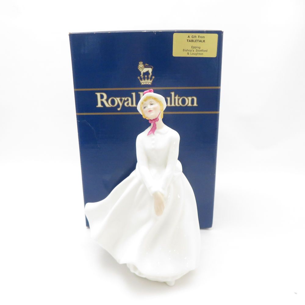 美品 ROYAL DOULTON ロイヤルドルトン MARY フィギュリン レディ