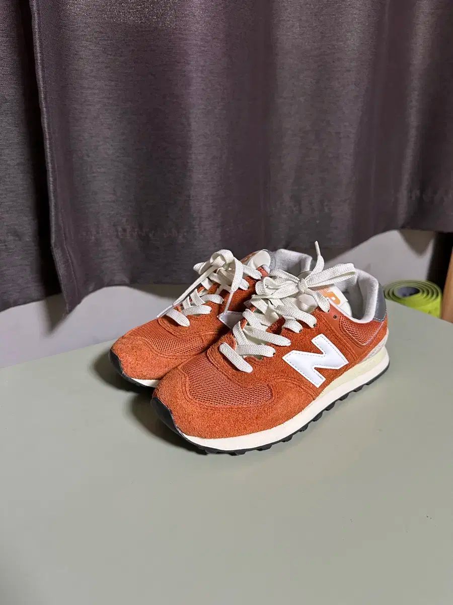 ニューバランス 574 限定カラー オレンジ 27.5cm