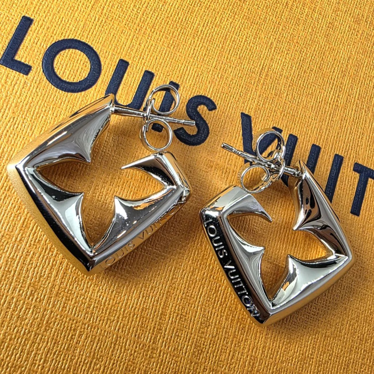LOUIS VUITTON ルイヴィトンピアス
