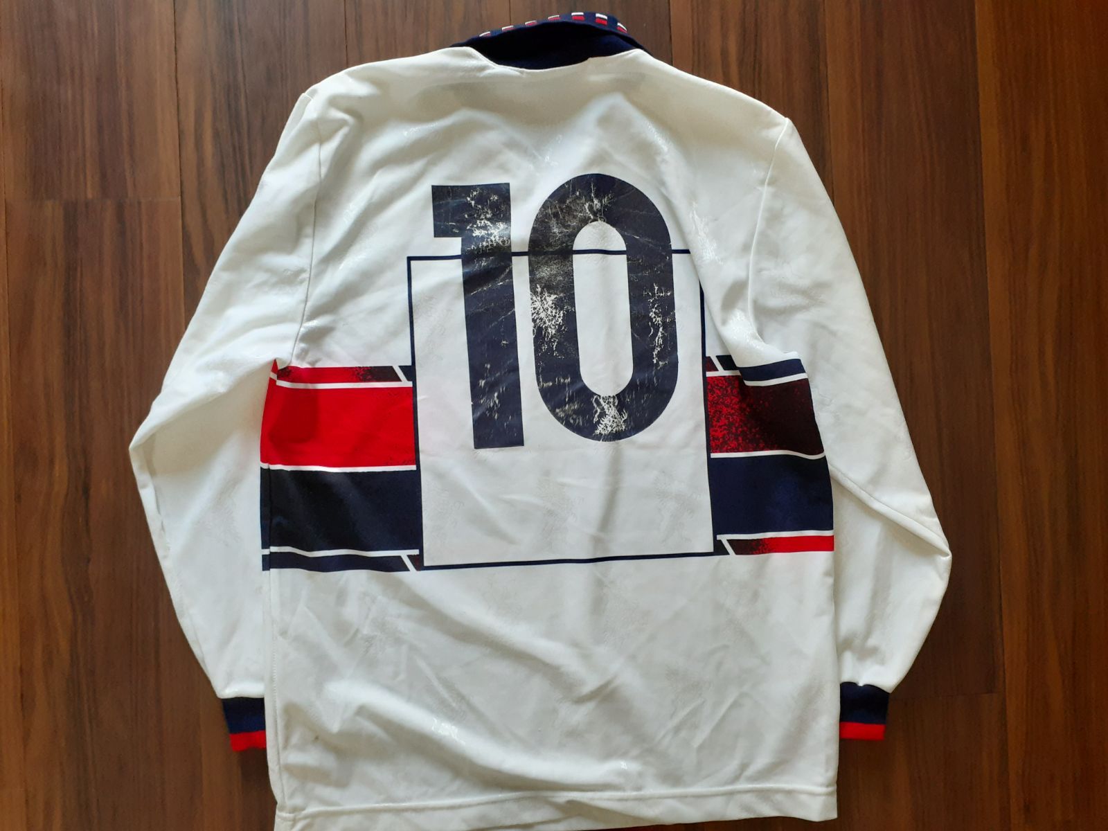 ジェノア　アウェイ　errea KENWOOD サッカーウェア ジェノア アウェイ errea KENWOOD サッカーウェア