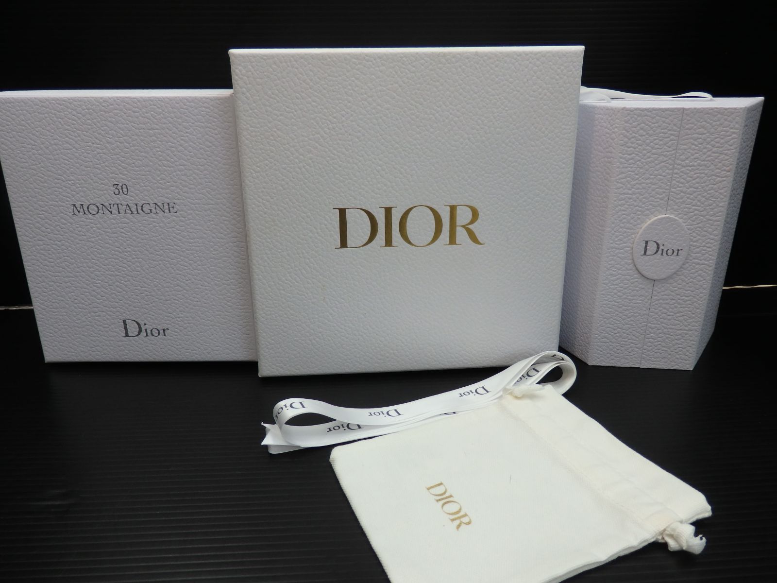 Dior 30 Montaigne 香水 ディオール モンテーニュ コフレ Amazon.co.jp: 【国内正規品】DIOR ディオール ディオール