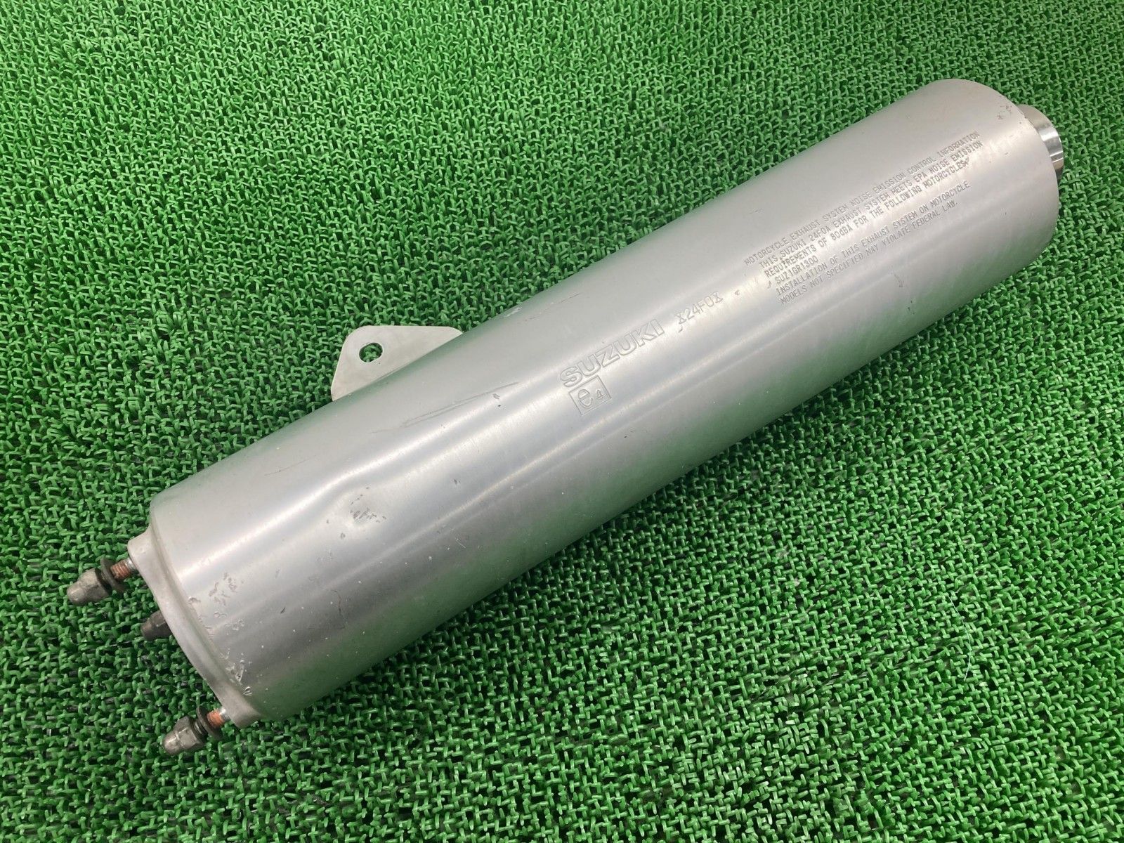 GSX1300Rハヤブサ サイレンサーマフラー 左 24F0 スズキ 純正 バイク 部品 GW71A 隼 HAYABUSA 機能的問題無し 品薄 車検 Genuine 【中古】 56