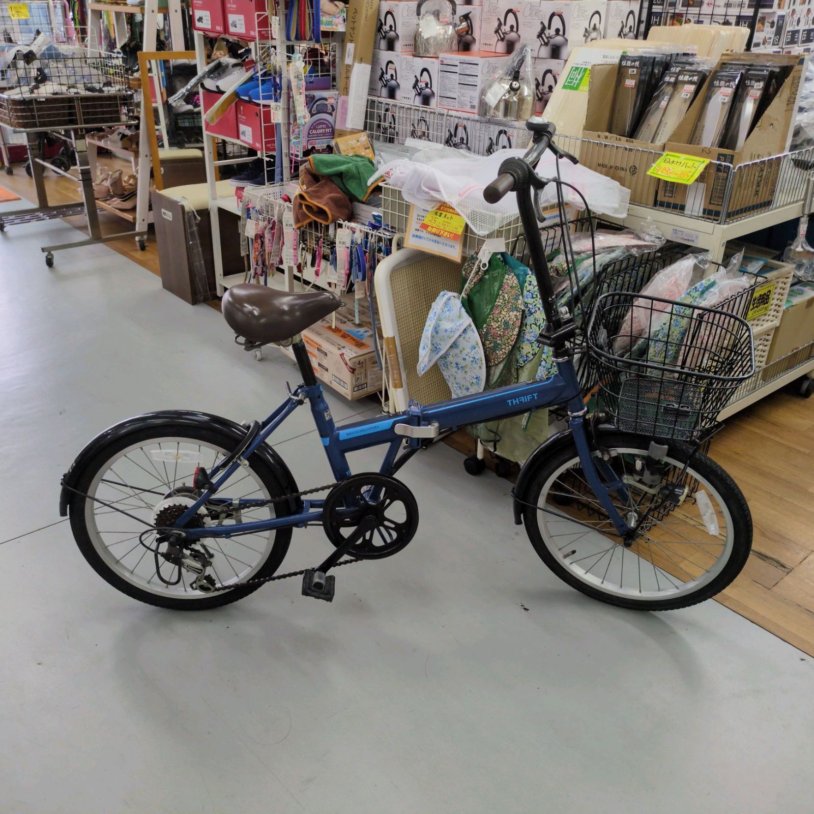 27インチ