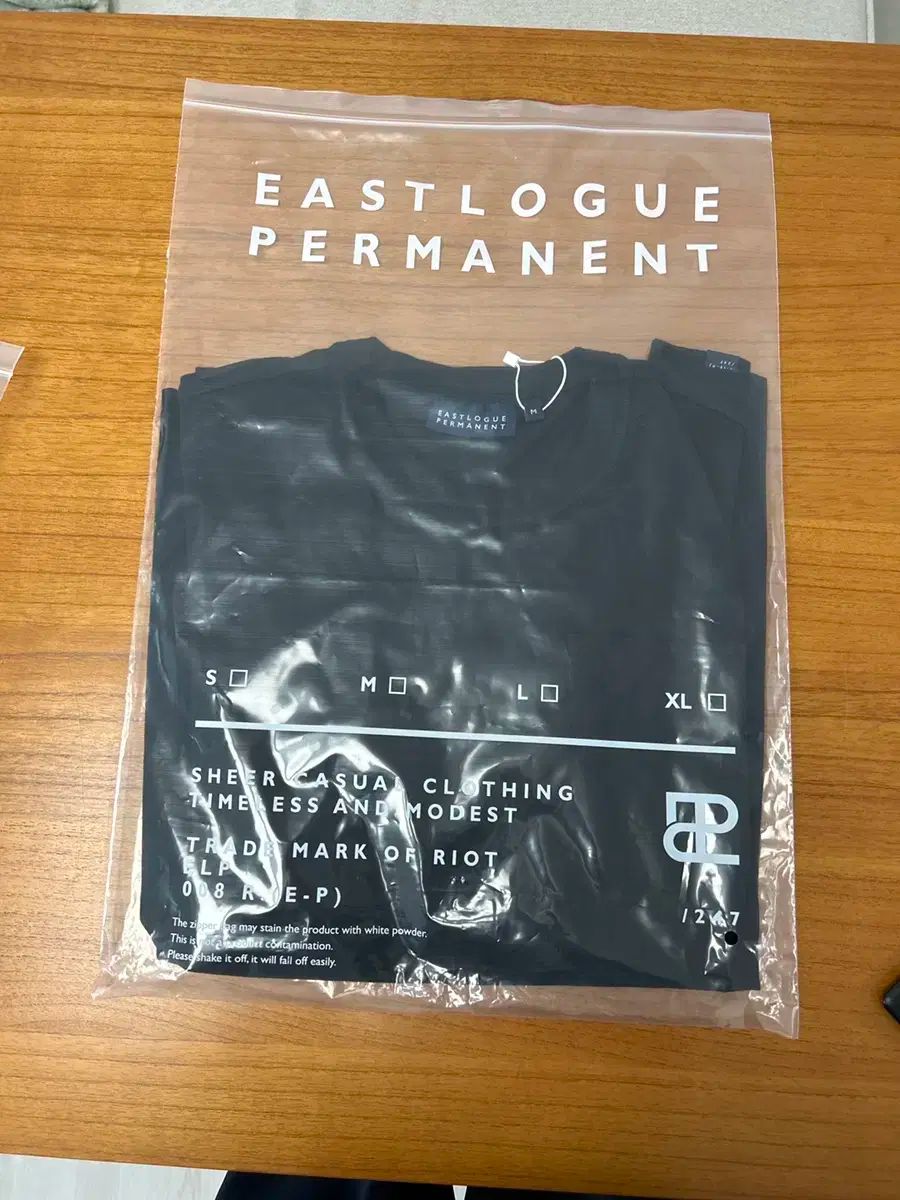雷市場（ポンジャン）商品韓国直送】新品 EASTLOGUE ファナリー ー ONE POCKET T SHIRT