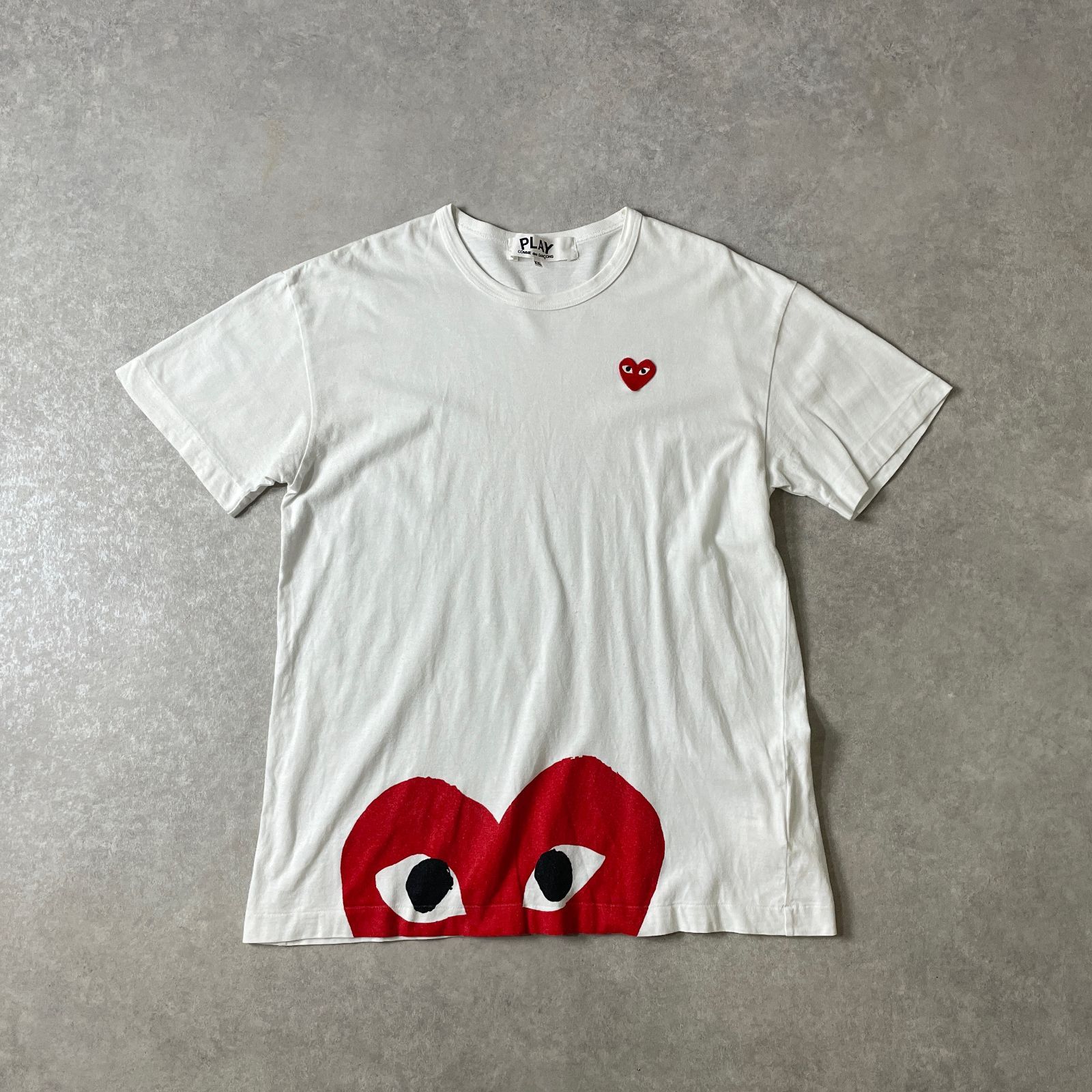 PLAY Tシャツ