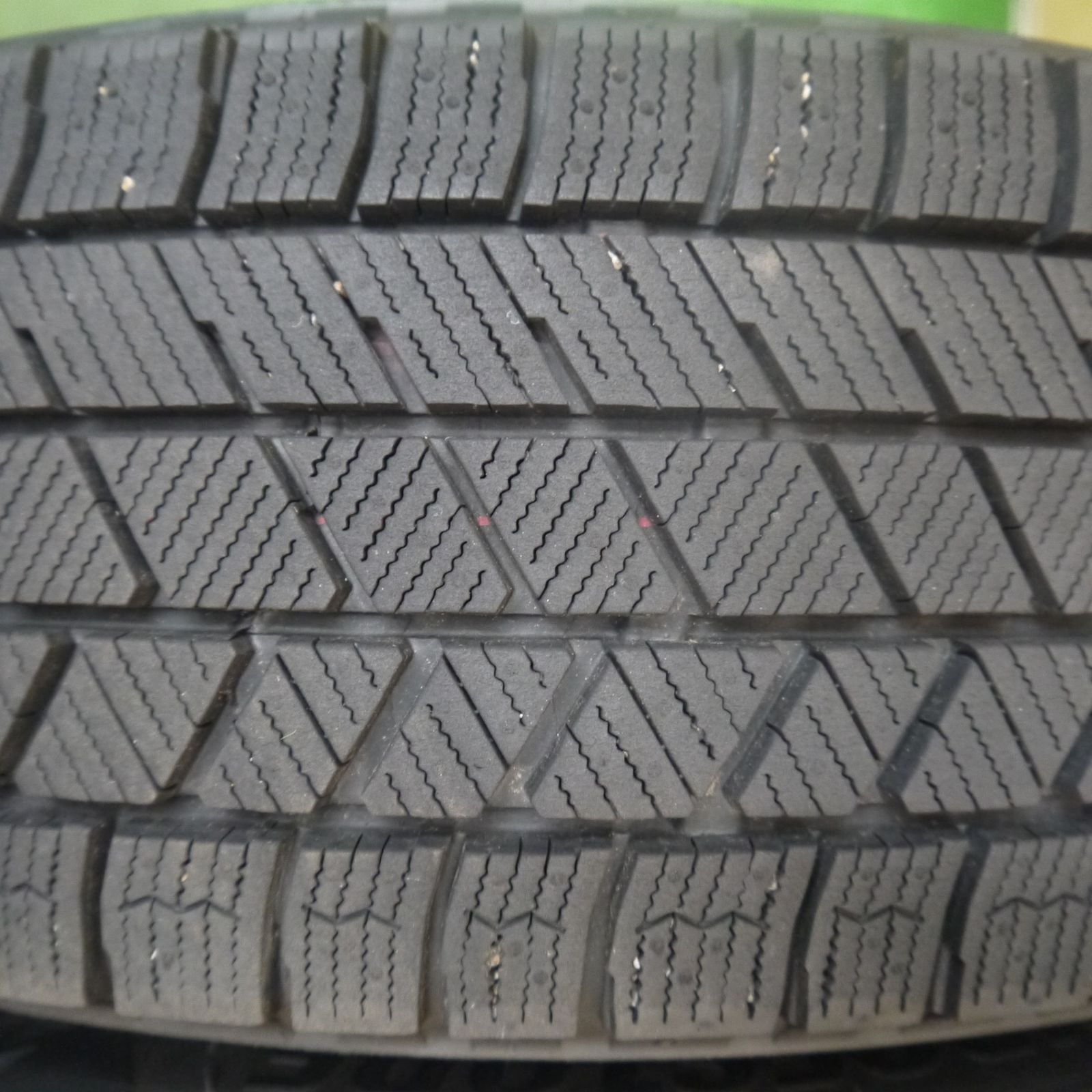 バリ溝！23年！キレイ！9.5分☆MINI ミニ クーパー F56 純正 175/65R15