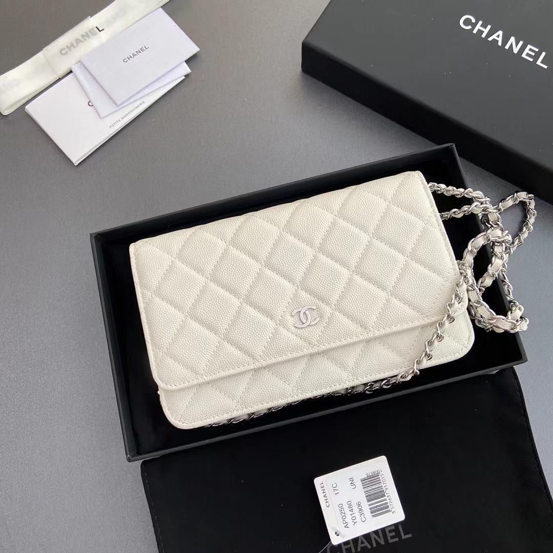 CHANEL ショルダーバッグ