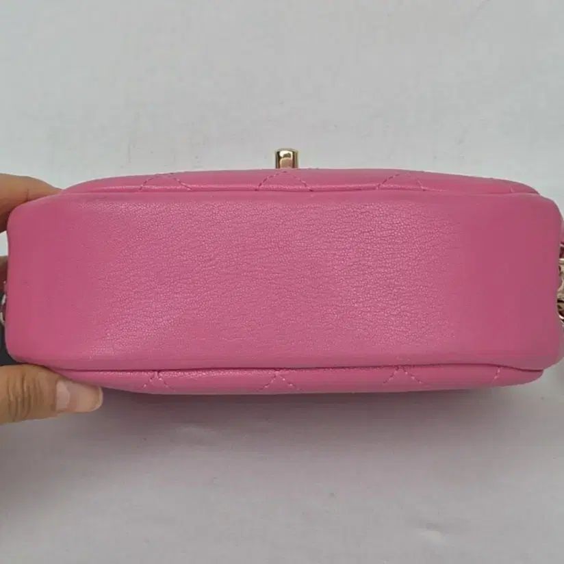 シャネル カーフレザー