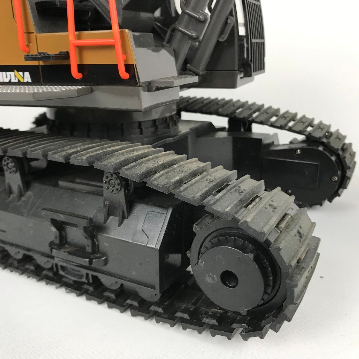 □□ HUINA TOYS 1592 パワーショベル 本格仕様 22ch 1/14 ショベル