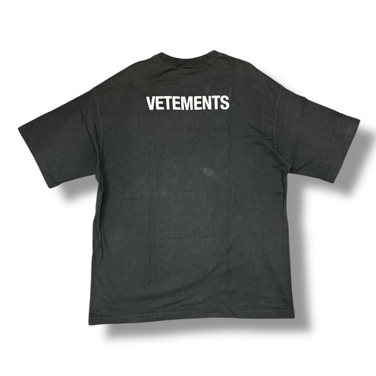VETEMENTS ロゴプリントシャツ S 【公式通販】