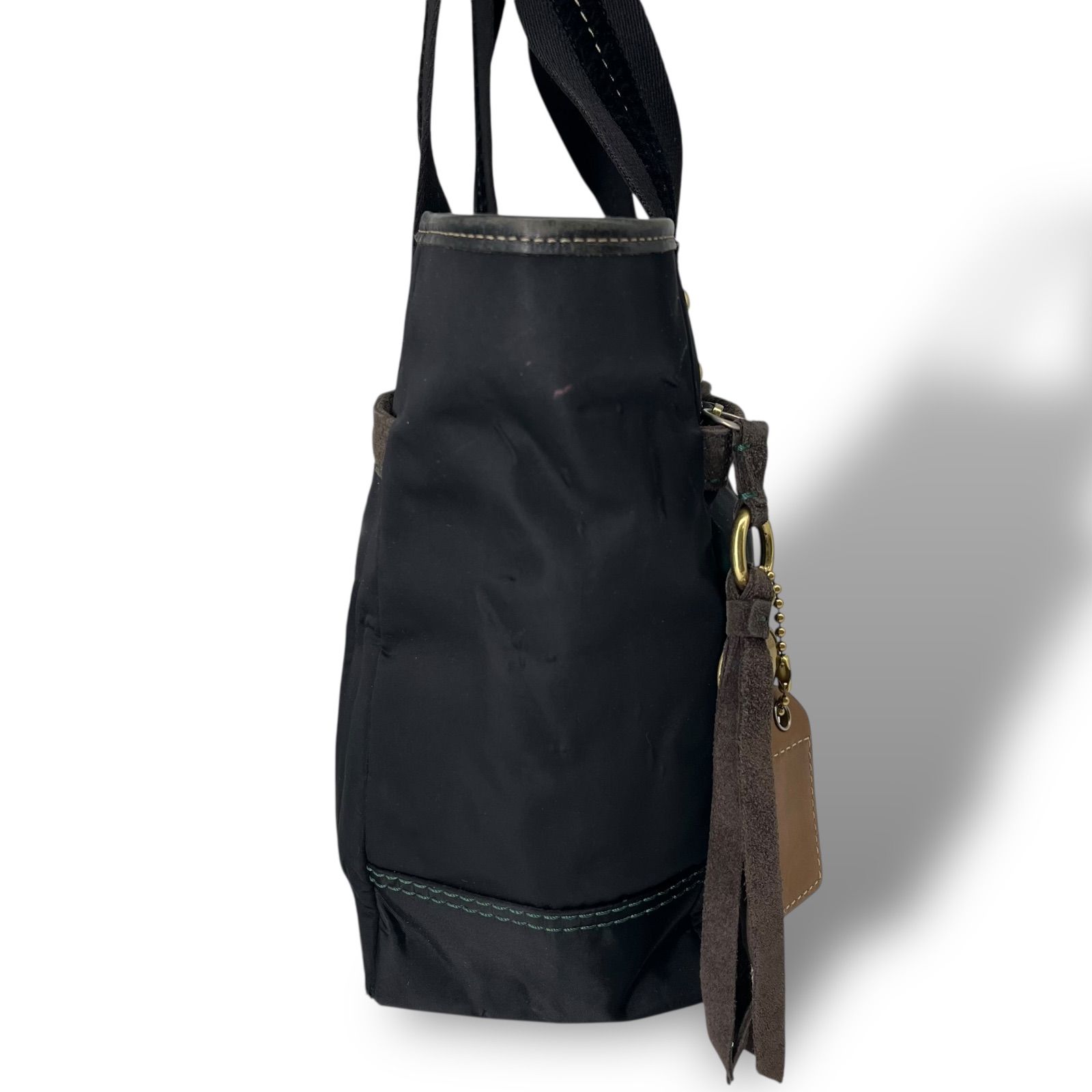 サマーセールも開催中。 COACH コーチ ハンプトンズウィークエンド トートバッグ レザー ナイロン レディース シグネチャー 肩掛けA4収納 5081 可愛い