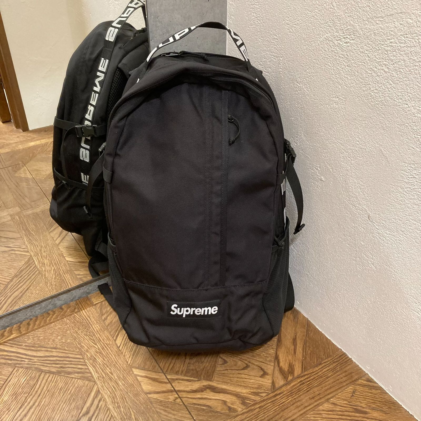 Supreme ブラック バックパック　18fw Supreme シュプリーム 18FW Backpack バックパック リュック
