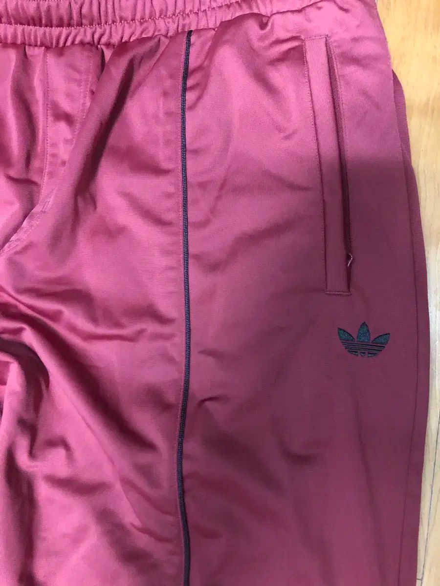 adidas(アディダス) バーガンディー トラックパンツ スケート