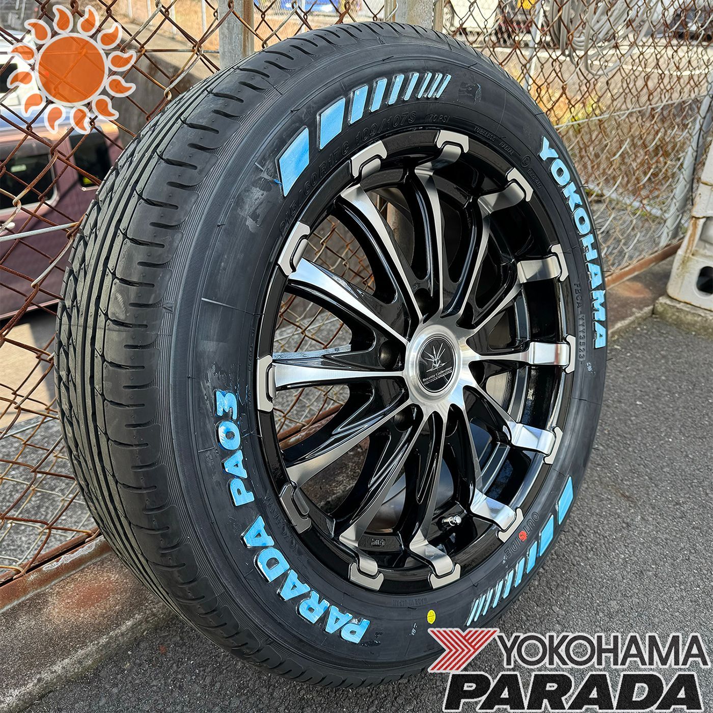 mハイエースTE37 YOKOHAMA PARADA PA03 17インチ PARADA 車検対応 17インチ タイヤホイールセット 200系