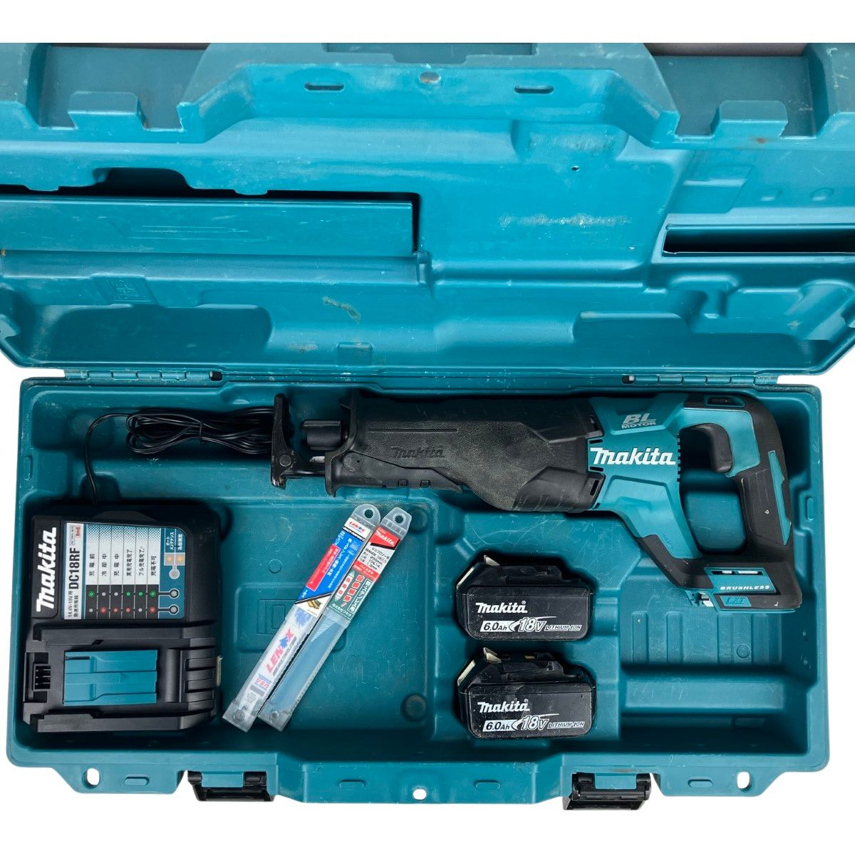 ЗЗMAKITA マキタ 18v 充電式レシプロソー バッテリーx2 充電器 ЗЗMAKITA マキタ 18v 充電式レシプロソー バッテリーx2 充電器